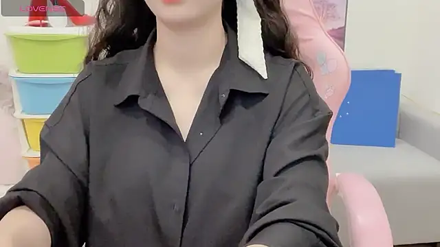 Snapshot of Katy_Bae chatting on March 22, 2025, 6:43 am Katy Bae online show from March 22, 2025, 6:43 am