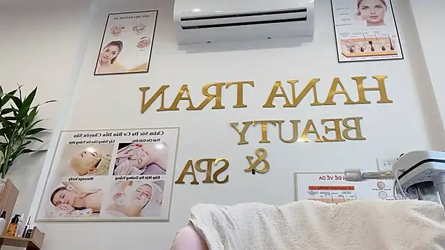 Snapshot of Katy_Bae chatting on October 14, 2025, 3:40 am Katy Bae online show from October 14, 2025, 3:40 am