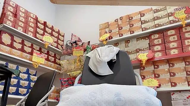 Snapshot of Katy_Bae chatting on January 9, 2026, 4:30 am Katy Bae online show from January 9, 2026, 4:30 am