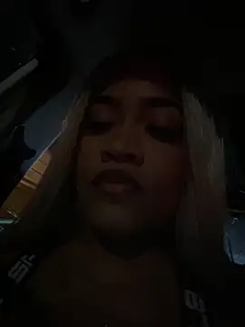 riri brunnete online show from May 31, 2026, 4:29 am