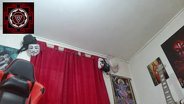 Snapshot of Amanda_Valeska chatting on November 1, 2025, 4:45 pm Amanda Valeska online show from November 1, 2025, 4:45 pm