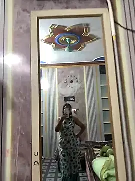 Snapshot of Hye_Dipikaa chatting on July 28, 2026, 5:56 pm Hye Dipikaa online show from July 28, 2026, 5:56 pm