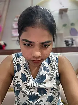 Snapshot of Hye_Dipikaa chatting on July 28, 2026, 8:33 am Hye Dipikaa online show from July 28, 2026, 8:33 am