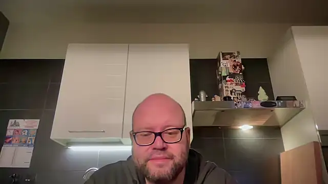 Snapshot of theitalianbear chatting on January 7, 2026, 2:49 am theitalianbear online show from January 7, 2026, 2:49 am