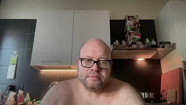 Snapshot of theitalianbear chatting on May 30, 2026, 4:30 am theitalianbear online show from May 30, 2026, 4:30 am
