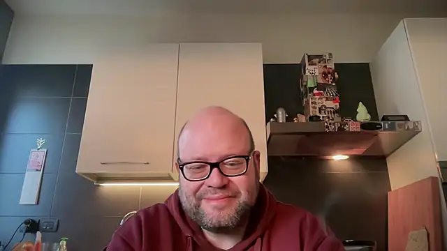 Snapshot of theitalianbear chatting on February 7, 2026, 6:54 am theitalianbear online show from February 7, 2026, 6:54 am