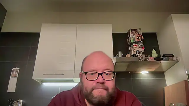 Snapshot of theitalianbear chatting on December 19, 2025, 5:21 am theitalianbear online show from December 19, 2025, 5:21 am