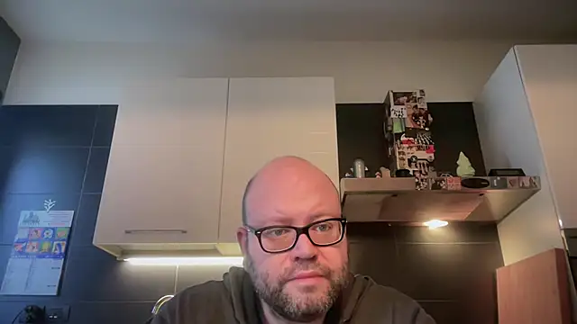 Snapshot of theitalianbear chatting on January 6, 2026, 8:29 am theitalianbear online show from January 6, 2026, 8:29 am