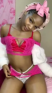 Snapshot of TheRealLadyAmina chatting on August 1, 2026, 1:47 am TheRealLadyAmina online show from August 1, 2026, 1:47 am