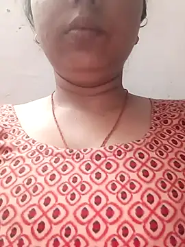 Snapshot of cute_pooja5 chatting on July 27, 2026, 11:45 pm cute pooja5 online show from July 27, 2026, 11:45 pm