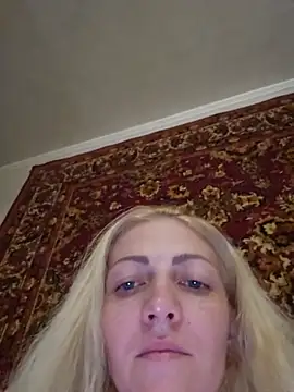 Snapshot of Kiska_Dreis chatting on August 6, 2026, 8:15 pm Kiska Dreis online show from August 6, 2026, 8:15 pm