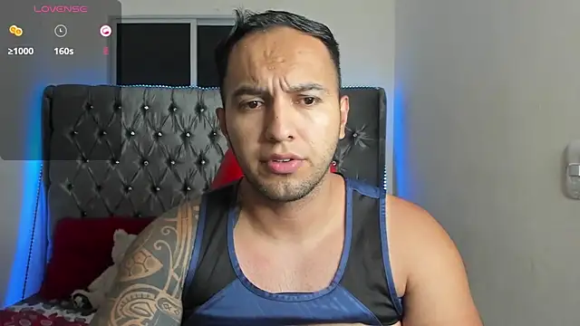 Snapshot of mrloganfuck1 chatting on May 16, 2026, 5:17 am mrloganfuck1 online show from May 16, 2026, 5:17 am
