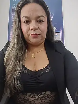 Snapshot of Charlott-1 chatting on July 29, 2026, 2:38 pm Charlott-1 online show from July 29, 2026, 2:38 pm