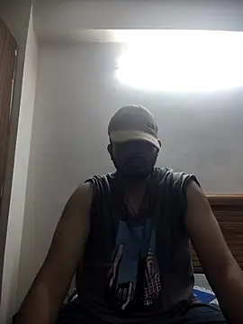 Snapshot of trendy_Squirreel chatting on July 28, 2026, 6:21 am trendy Squirreel online show from July 28, 2026, 6:21 am