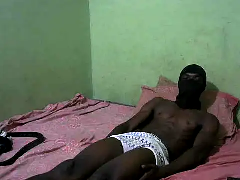 Snapshot of blakkvirus chatting on January 12, 2025, 4:31 am blakkvirus online show from January 12, 2025, 4:31 am