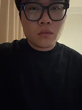 Carljehsh online show from July 28, 2026, 4:39 pm