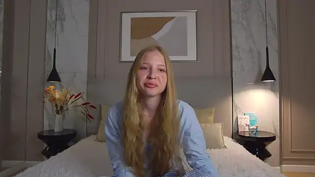 Snapshot of Aurora_Bennett chatting on July 30, 2026, 7:51 am Aurora Bennett online show from July 30, 2026, 7:51 am