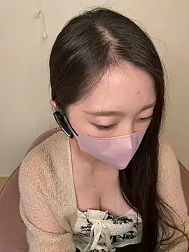 aika chi online show from August 6, 2026, 4:51 am