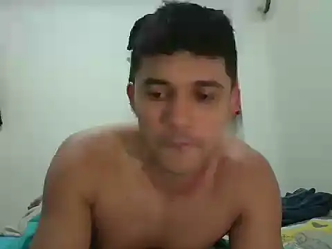 Snapshot of lunnybrow chatting on August 3, 2026, 10:47 pm lunnybrow online show from August 3, 2026, 10:47 pm