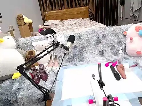 xiaoxiao5-20 online show from August 9, 2026, 1:39 pm