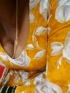 Snapshot of Lovely-Deepa chatting on August 3, 2026, 3:51 pm Lovely-Deepa online show from August 3, 2026, 3:51 pm