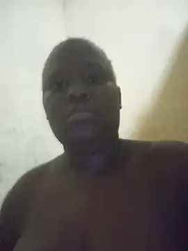 Snapshot of princess334 chatting on August 3, 2026, 5:52 pm princess334 online show from August 3, 2026, 5:52 pm