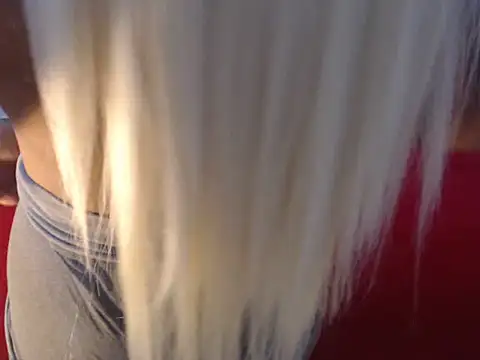 fabilinda1 online show from January 4, 2025, 9:21 am