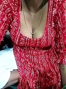 Snapshot of Dolly-baby21 chatting on August 4, 2026, 4:00 pm Dolly-baby21 online show from August 4, 2026, 4:00 pm