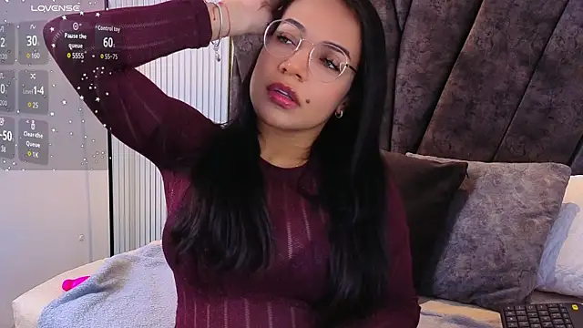 Snapshot of Scarlet_Jhonsonn chatting on August 5, 2026, 7:52 pm Scarlet Jhonsonn online show from August 5, 2026, 7:52 pm