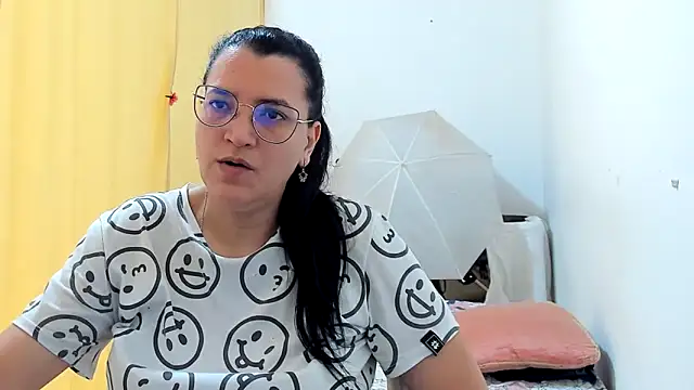 Snapshot of MARILYN_GARCIA chatting on May 30, 2026, 4:12 pm MARILYN GARCIA online show from May 30, 2026, 4:12 pm