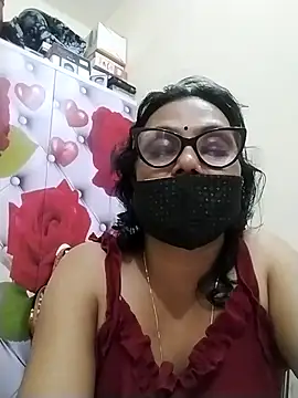 Snapshot of dipikadas34340 chatting on August 5, 2026, 8:47 pm dipikadas34340 online show from August 5, 2026, 8:47 pm