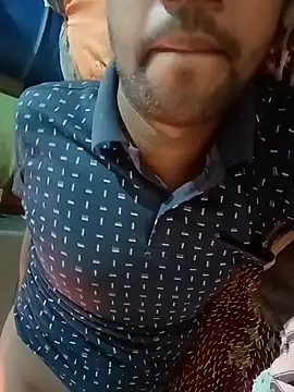 Snapshot of Raj_love12 chatting on August 7, 2026, 5:08 pm Raj love12 online show from August 7, 2026, 5:08 pm