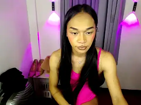 Snapshot of DestinyRose4u chatting on August 6, 2026, 8:26 pm DestinyRose4u online show from August 6, 2026, 8:26 pm