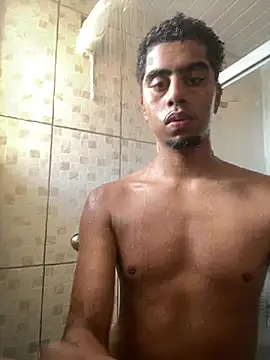Snapshot of fferreiraaz chatting on August 8, 2026, 10:44 am fferreiraaz online show from August 8, 2026, 10:44 am