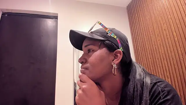 Snapshot of Loren_VIncent chatting on August 9, 2026, 11:16 am Loren VIncent online show from August 9, 2026, 11:16 am