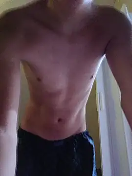 alessandrohott online show from August 8, 2026, 4:36 pm