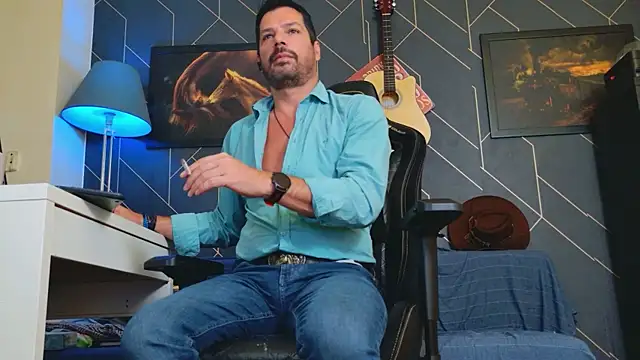 ChrisKox online show from October 4, 2025, 2:57 am