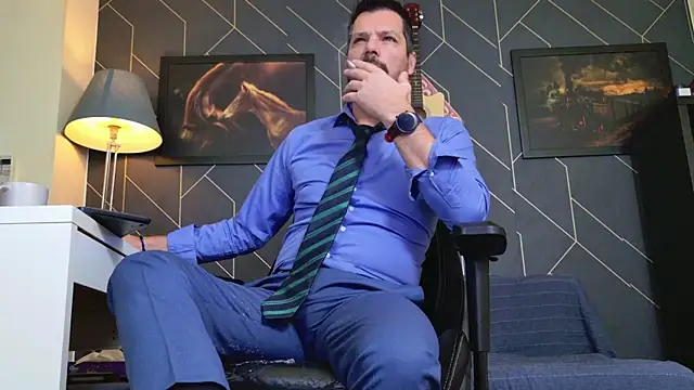 ChrisKox online show from November 9, 2025, 2:59 am