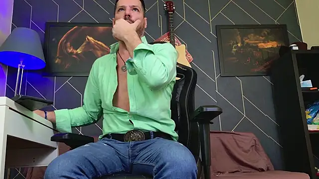 ChrisKox online show from December 5, 2025, 5:50 am