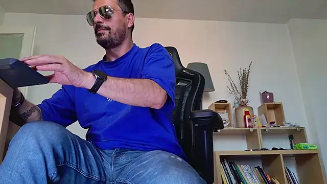 Snapshot of ChrisKox chatting on May 26, 2026, 5:11 pm ChrisKox online show from May 26, 2026, 5:11 pm