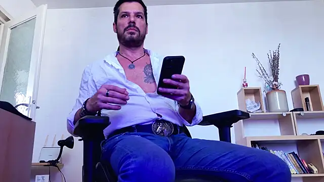 Snapshot of ChrisKox chatting on April 20, 2026, 1:13 pm ChrisKox online show from April 20, 2026, 1:13 pm