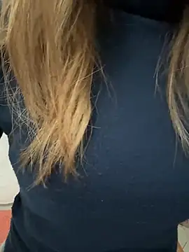 Snapshot of sexylenia chatting on February 16, 2026, 10:51 pm sexylenia online show from February 16, 2026, 10:51 pm