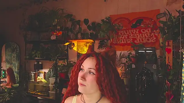 Snapshot of Dead_Butterfly chatting on November 23, 2025, 3:38 am Dead Butterfly online show from November 23, 2025, 3:38 am