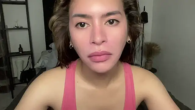 Snapshot of your_bianca69 chatting on April 23, 2026, 1:01 am your bianca69 online show from April 23, 2026, 1:01 am