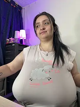 Snapshot of aliceayres797 chatting on March 1, 2025, 9:15 pm aliceayres797 online show from March 1, 2025, 9:15 pm