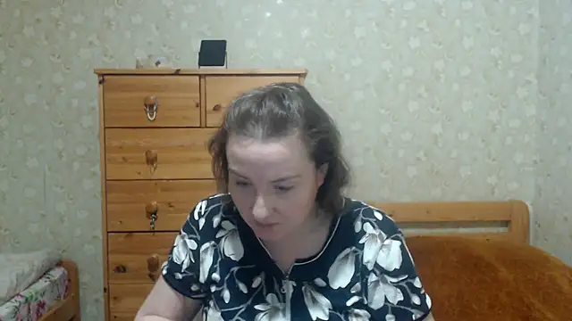 Snapshot of Smart_Rose chatting on November 16, 2025, 1:27 pm Smart Rose online show from November 16, 2025, 1:27 pm