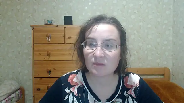 Snapshot of Smart_Rose chatting on November 9, 2025, 12:14 am Smart Rose online show from November 9, 2025, 12:14 am