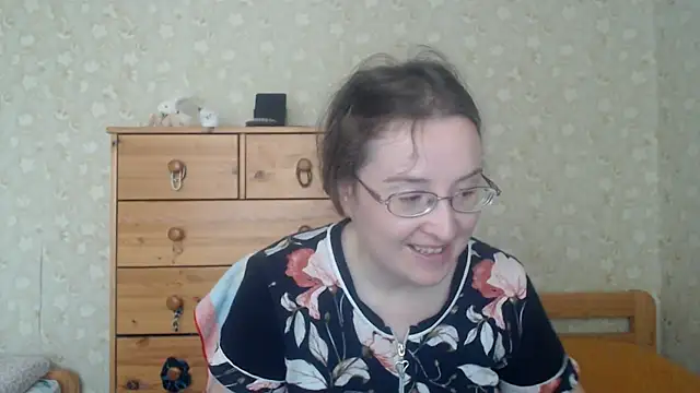 Snapshot of Smart_Rose chatting on April 21, 2026, 3:18 pm Smart Rose online show from April 21, 2026, 3:18 pm
