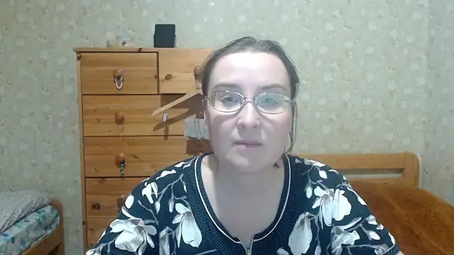 Snapshot of Smart_Rose chatting on November 12, 2025, 4:11 pm Smart Rose online show from November 12, 2025, 4:11 pm