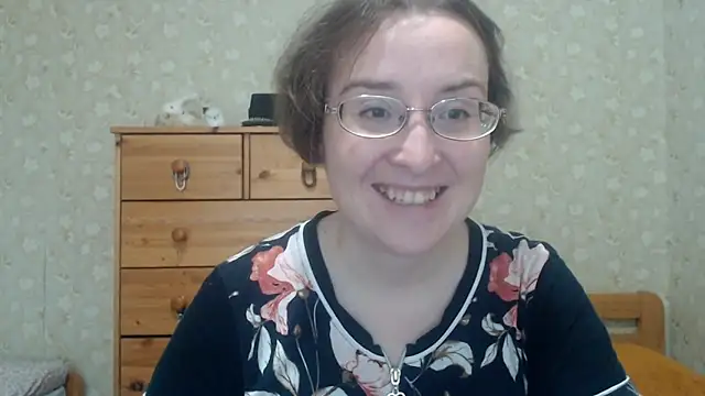 Snapshot of Smart_Rose chatting on April 22, 2026, 2:57 pm Smart Rose online show from April 22, 2026, 2:57 pm